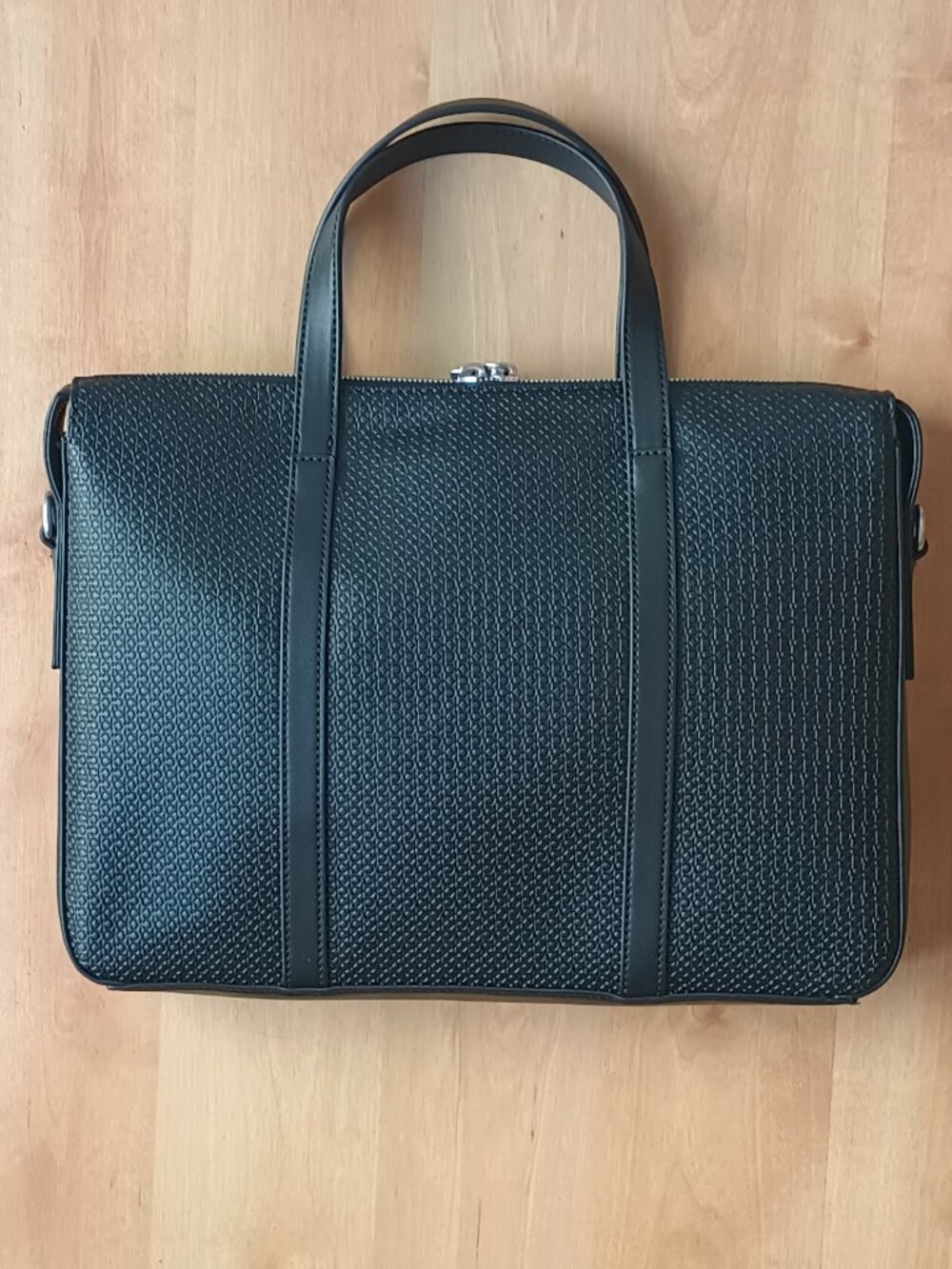 Never used-Calvin Klein computer bag-Sleek design & High quality-Unisex - Picture 2 of 9